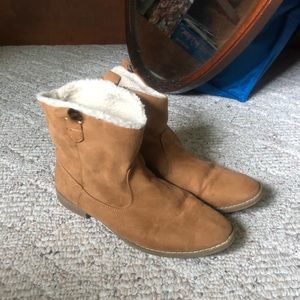 Suede/Sherpa Chelsea Boots